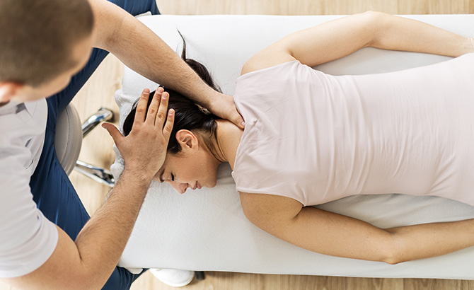 une consultation de médecine douce
